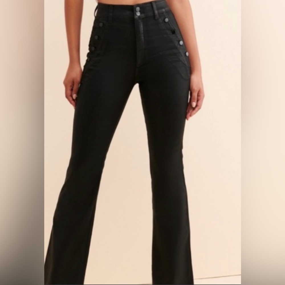 Joe’s The Georgia flared jeans. Sz 29 . Good condition